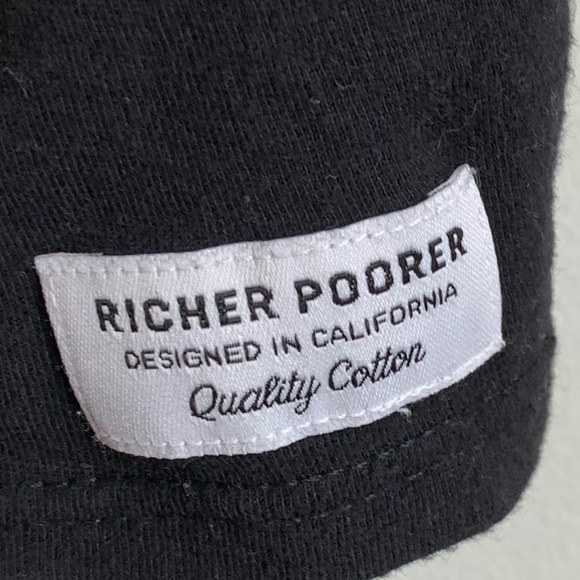 Richer Poorer Black V-Neck Short Sleeve Shirt - Picture 6 of 6